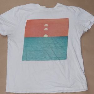 T Shirt with Graphic Design “Sunset Time Lapse”